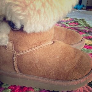 Super furry toddler Uggs